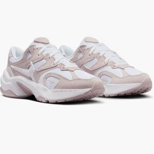 Nike Beige and Tan Sneakers